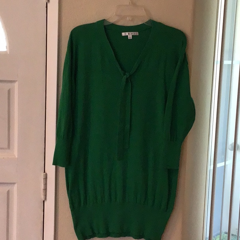 CAbi ladies long green sweater with tie. EUC SZ M
